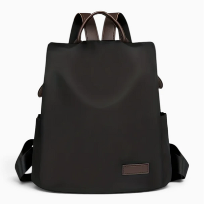 Profil latéral du grand sac à dos en usage quotidien