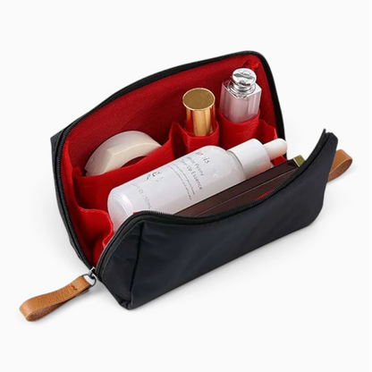 Grande trousse de toilette aux teintes unies, idéale pour ranger vos essentiels de beauté