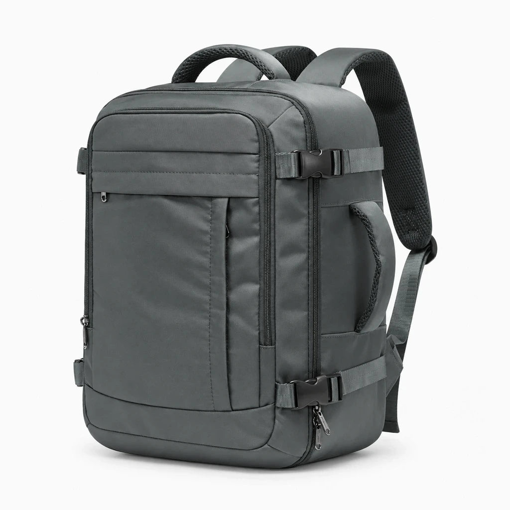 Détail des rangements extérieurs du sac a dos cabine 40x30x20 pour organiser les petits objets