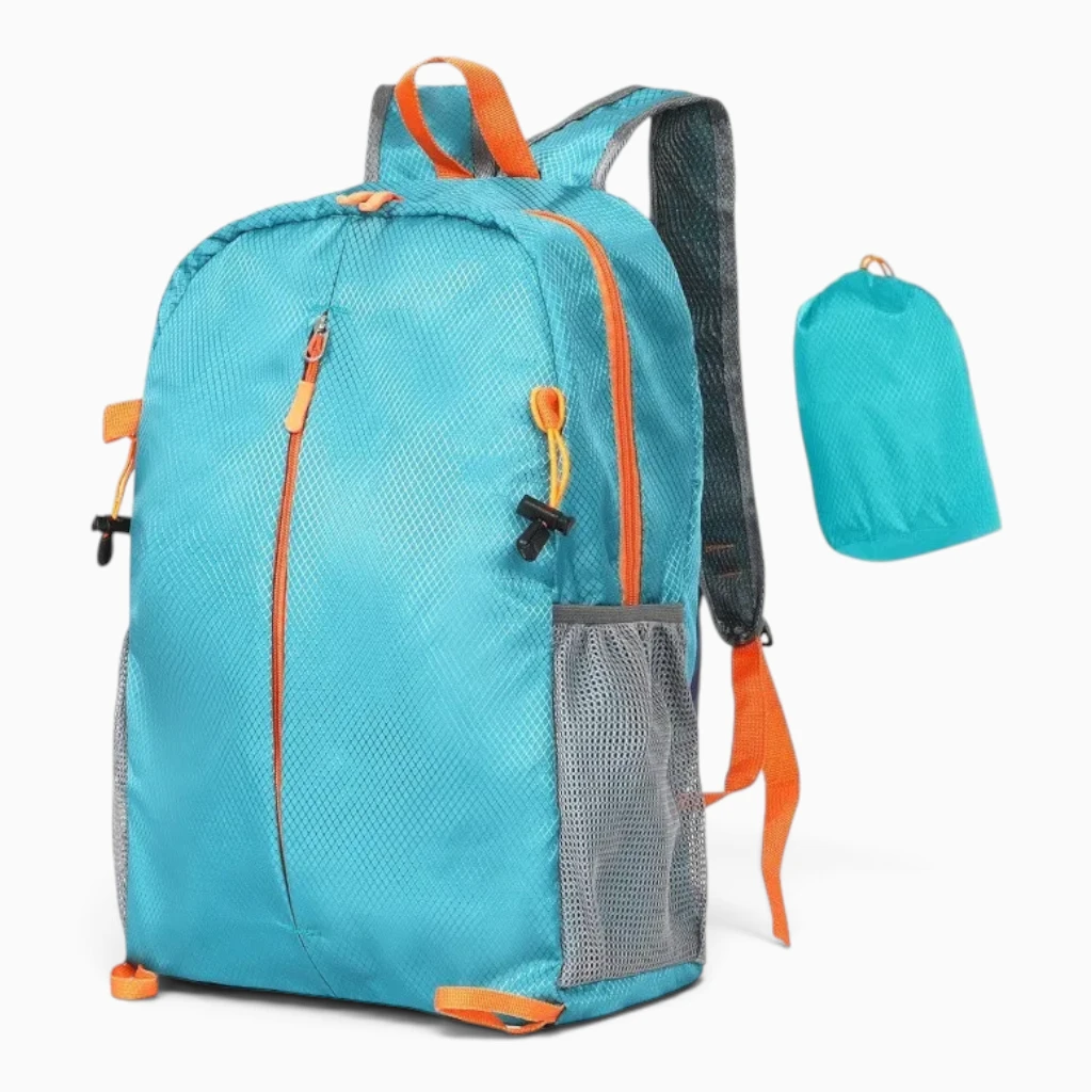Sac à dos garçon déplié, montrant sa capacité de rangement pour livres et fournitures scolaires