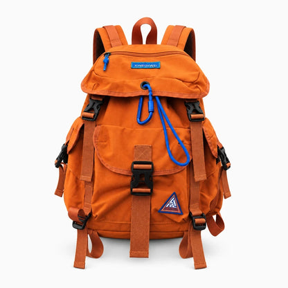 Détail des poches et compartiments du sac à dos femme sport chic
