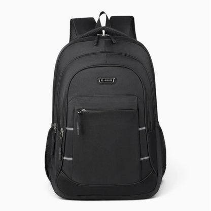 Détail des poches et fermetures éclair du sac à dos homme ordinateur portable