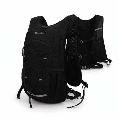 Sac à dos running compressé montrant sa capacité et légèreté pour le randonnée
