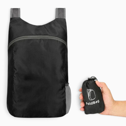 Sac à dos randonnée bleu déployé avec sangles réglables visibles, prêt pour la marche
