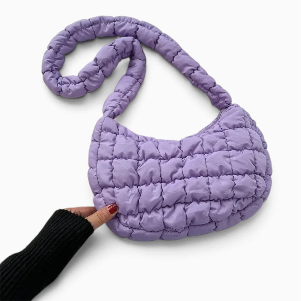 Sac bandoulière léger et souple ajusté en bandoulière croisée