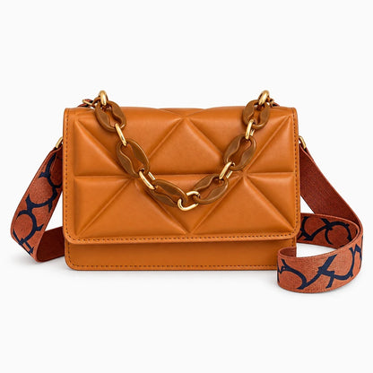 Vintage sac à main de grande capacité, silhouette épurée avec fermeture rabat, détail de la matière