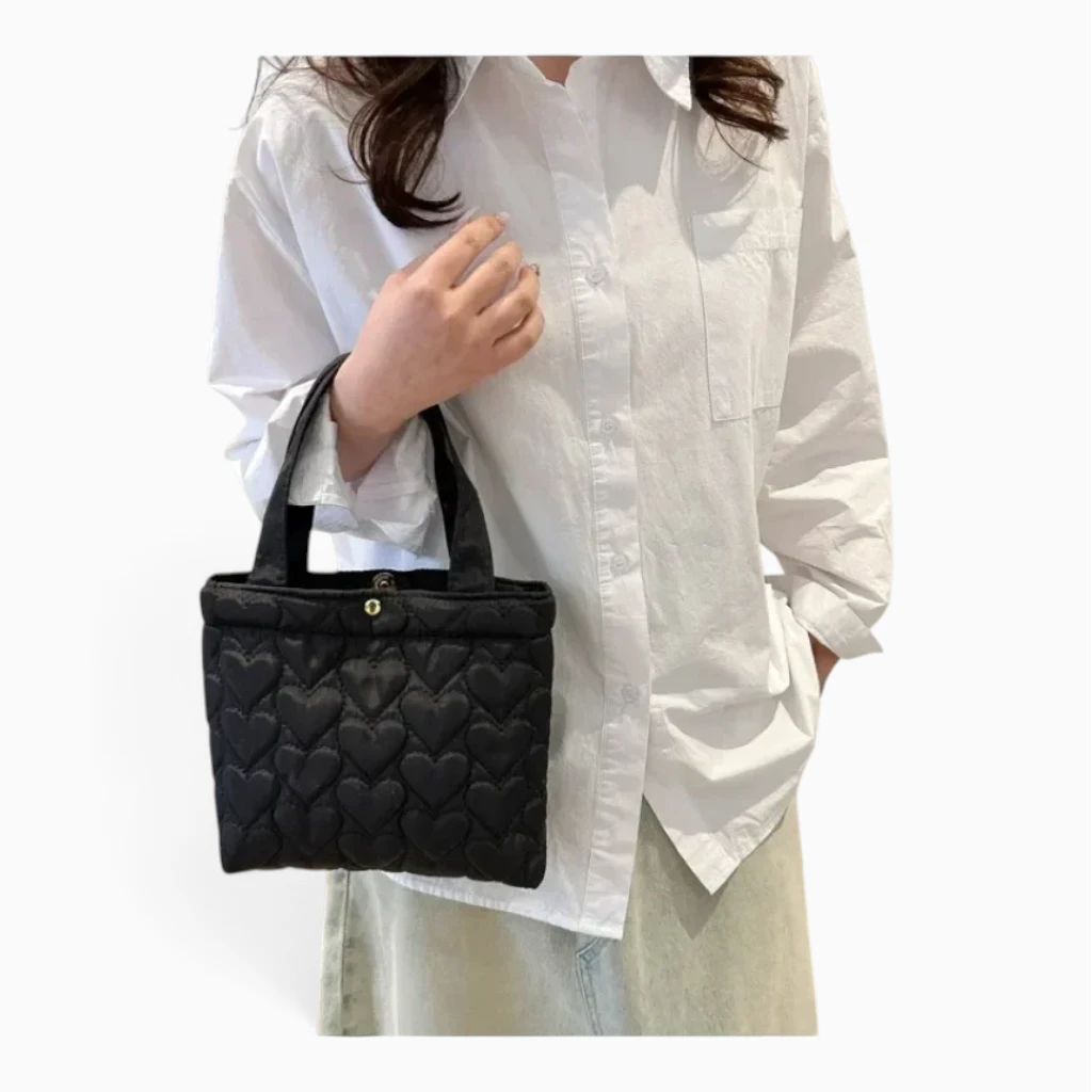 Détail du sac toile cabas rose, couture et texture du coton doux