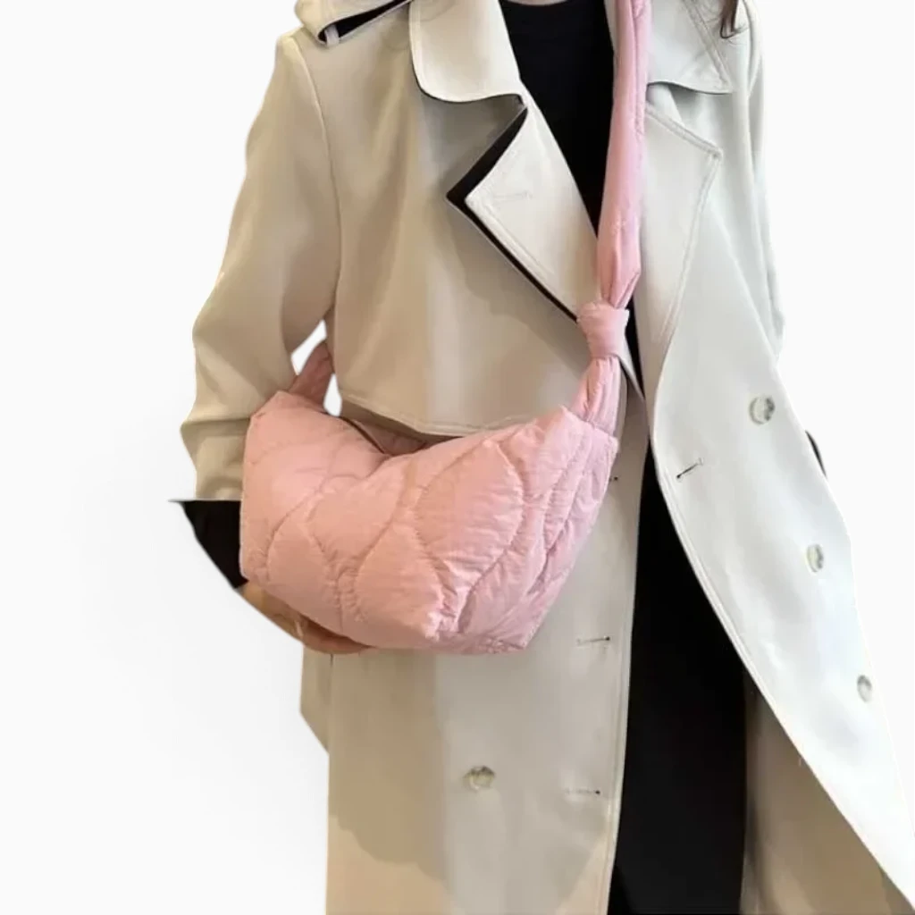 Sac toile cabas multicolore présenté à plat, structure époussetée