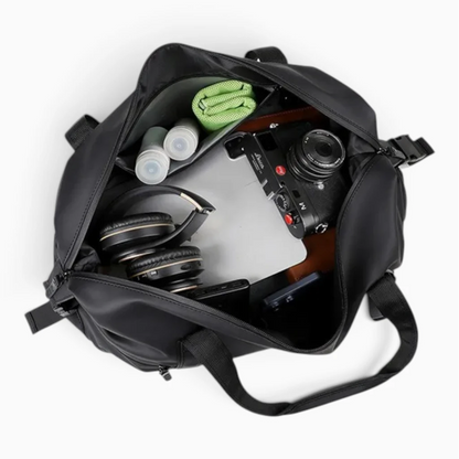 Ouverture large du sac duffel, compartiment principal