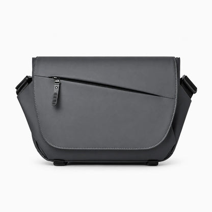 Sac messager gris avec bandoulière réglable vue de profil